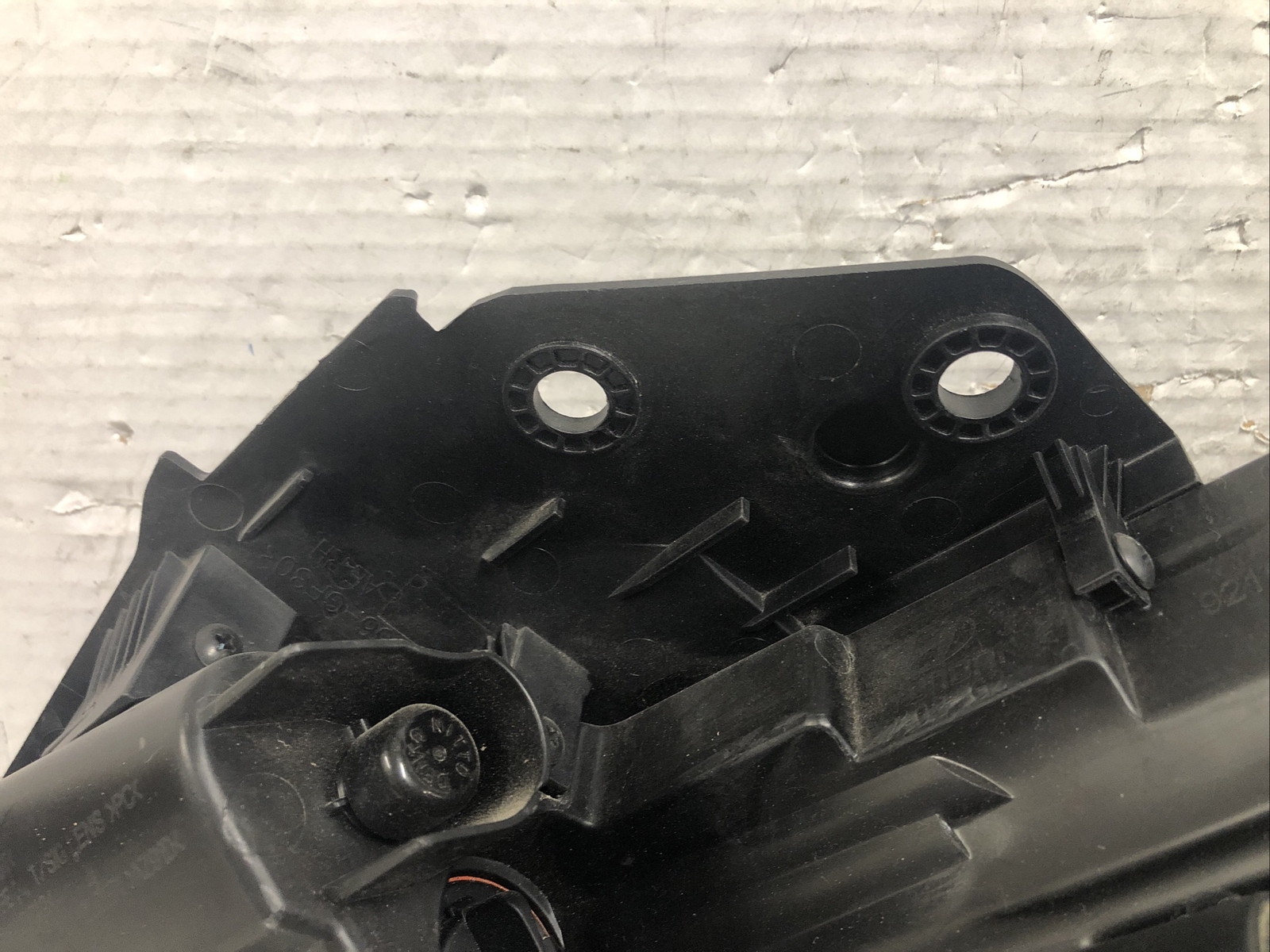 OEM 2017 2018 2019 Hyundai Ioniq Right RH Passenger Side Halogen