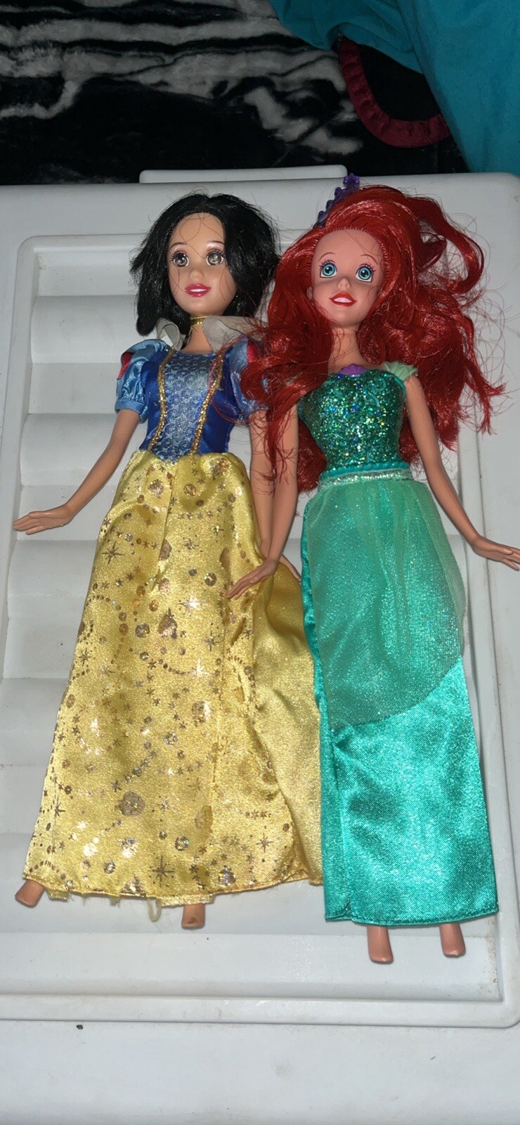 Snow white and Ariel Disney Princess Doll Lot