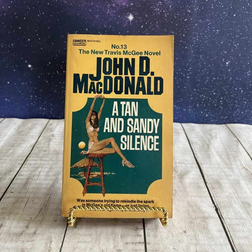 A TAN AND SANDY SILENCE by John D MacDonald (1971) Fawcett Gold Medal pb - Imagen 2 de 5