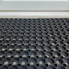 Hollow Rubber Mat Grass Protection Playground Safety Flooring Pool Black 