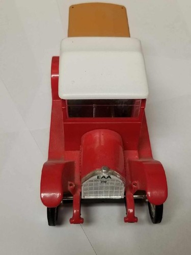 Diecast Studebaker Bank EAA Oshkosh, WI - Picture 2 of 5