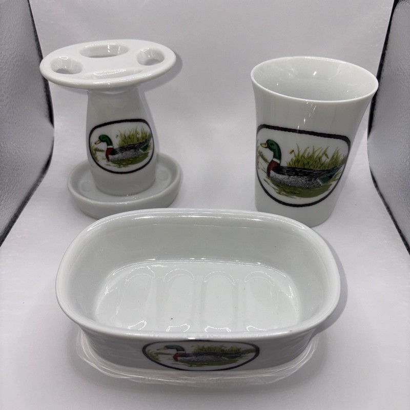 Vintage Made In Japan Mallard Duck Three Piece Bathroom Set. Rare New In Box.