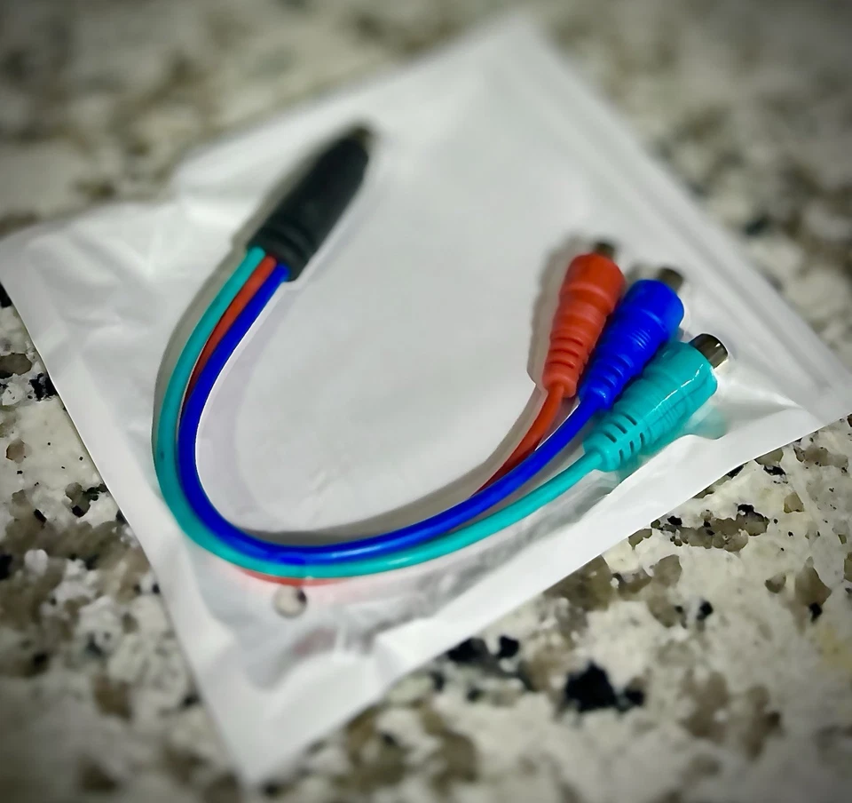 7-Pin S-Video - 3 RCA Female Component Breakout Splitter Cable Adapter TV Audio - Image 4 of 4