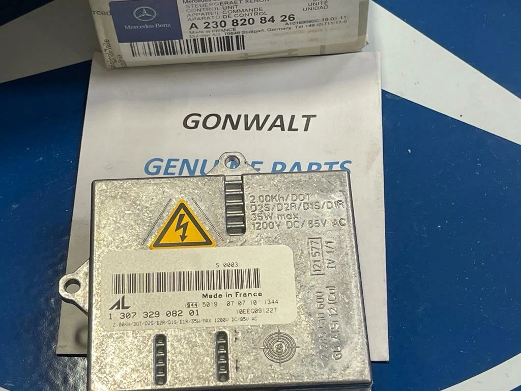 Mercedes Benz Genuine CLK320 CLK500 CLK55 AMG W209 HID Xenon 