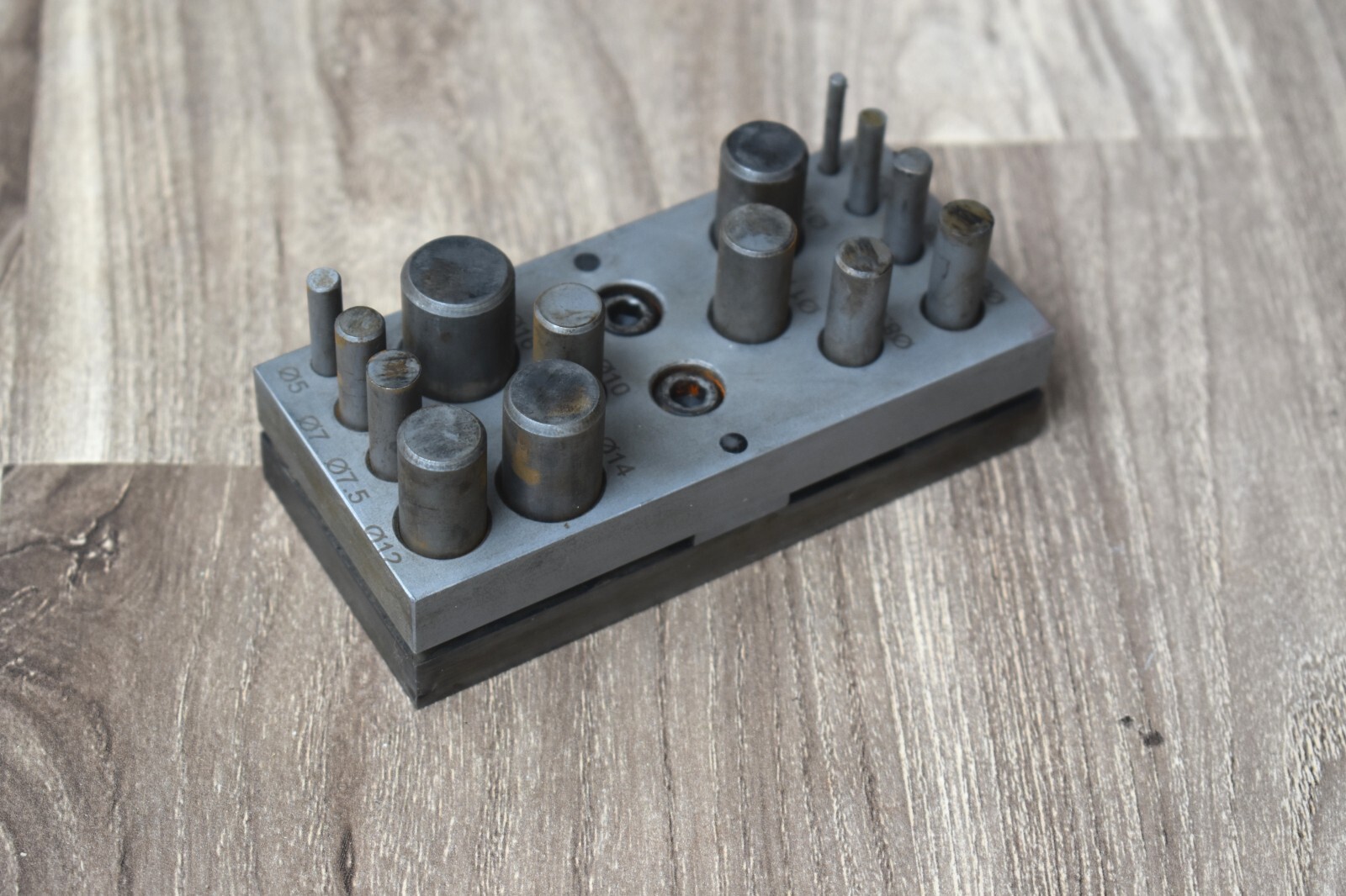 All steel 14 round soft metal disc cutter punch silversmith jewelry