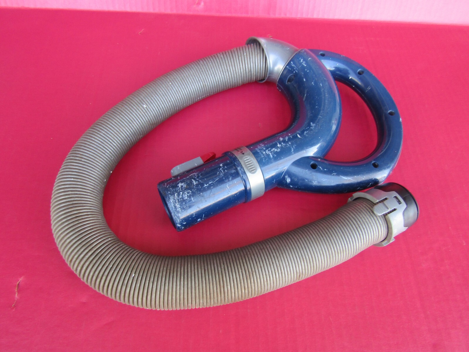 SHARK NAVIGATOR LIFT-AWAY DELUXE Handle & Hose Assembly NV360 207FFJ360 207FFJ