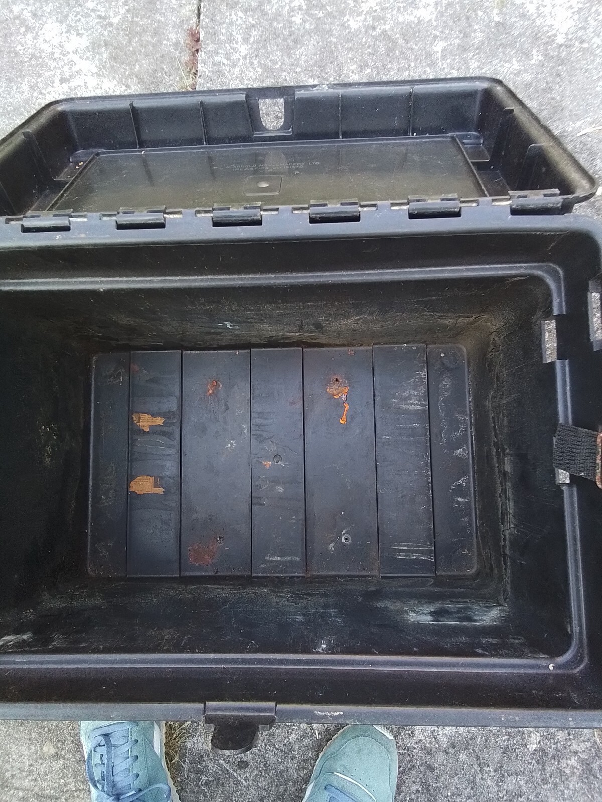 USED FISHING SEAT BOX AND TRAY COLLECTION ONLY eBay