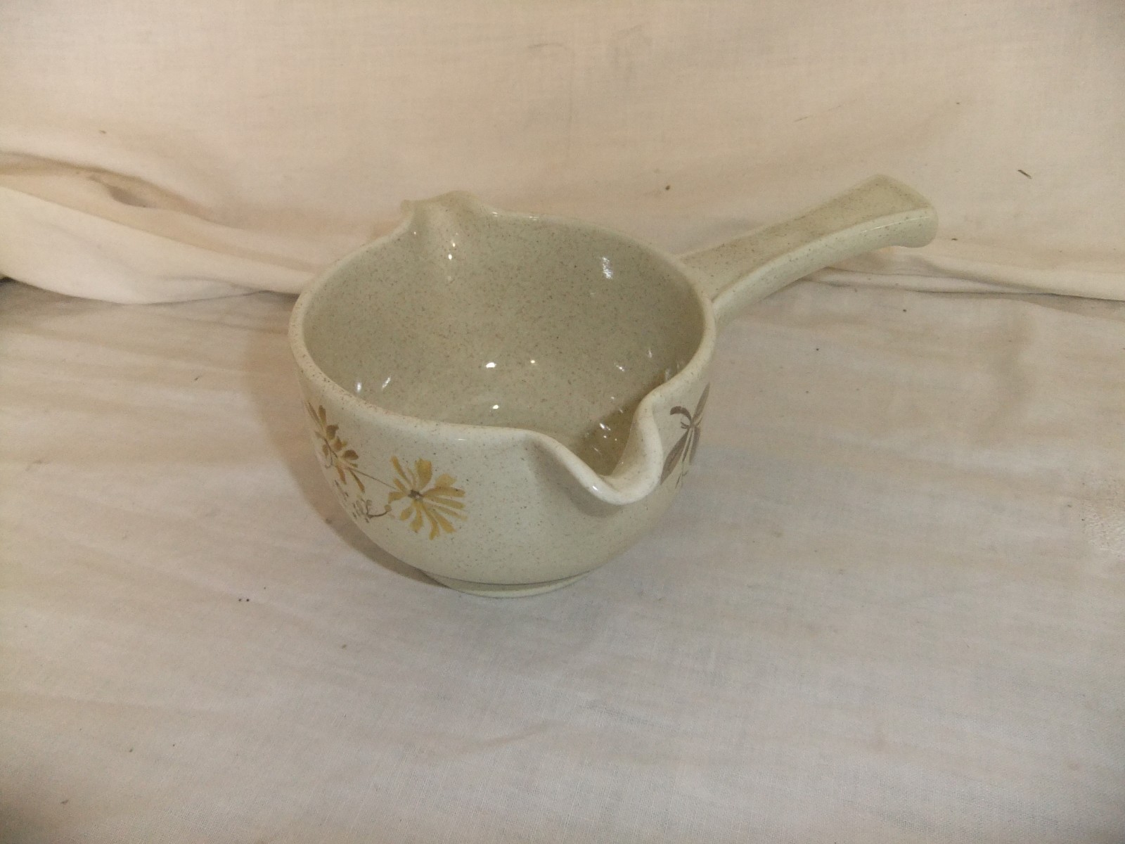 c4 Pottery Royal Doulton Sandsprite dishwasher/freezer/oven safe