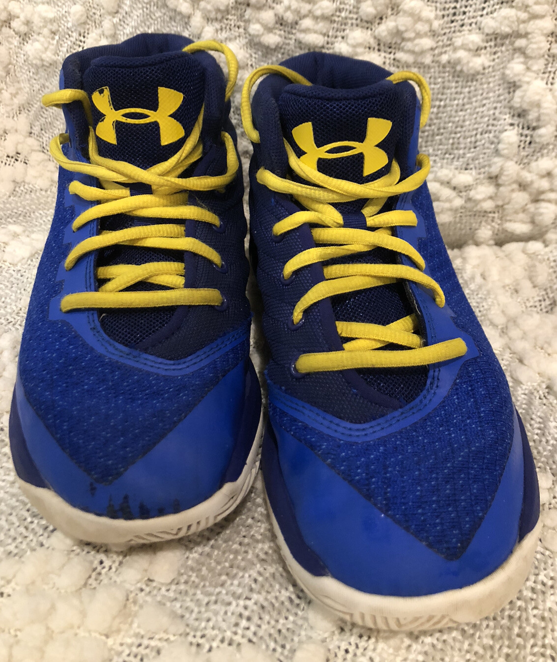 Zapatos de baloncesto Under Armour SC Curry azul amarillo talla 2 años