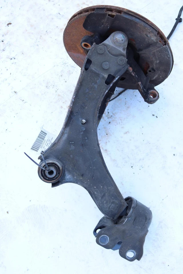 2008-2016 VOLVO XC70 AWD FRONT LEFT DRIVER SPINDLE KNUCKLE WHEEL HUB W/ ARM OEM - Image 4 of 4