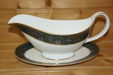 Royal Doulton Carlyle Gravy Boat or Sauce Bowl with Underplate, 8 1/4"  (B32)