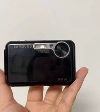 Samsung i8 Digital Camera 8.2 MP 3x Optical Zoom 720p HD Video Recording Black