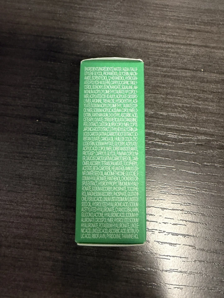 NUEVO Suero iluminador de viaje Innisfree enzima de té verde vitamina C 10 ml/0,33 oz Foto 2 de 4