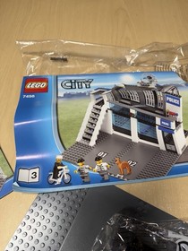 LEGO 7498 City Police Station sealed in bags (No Police Cars,bags 1-2)