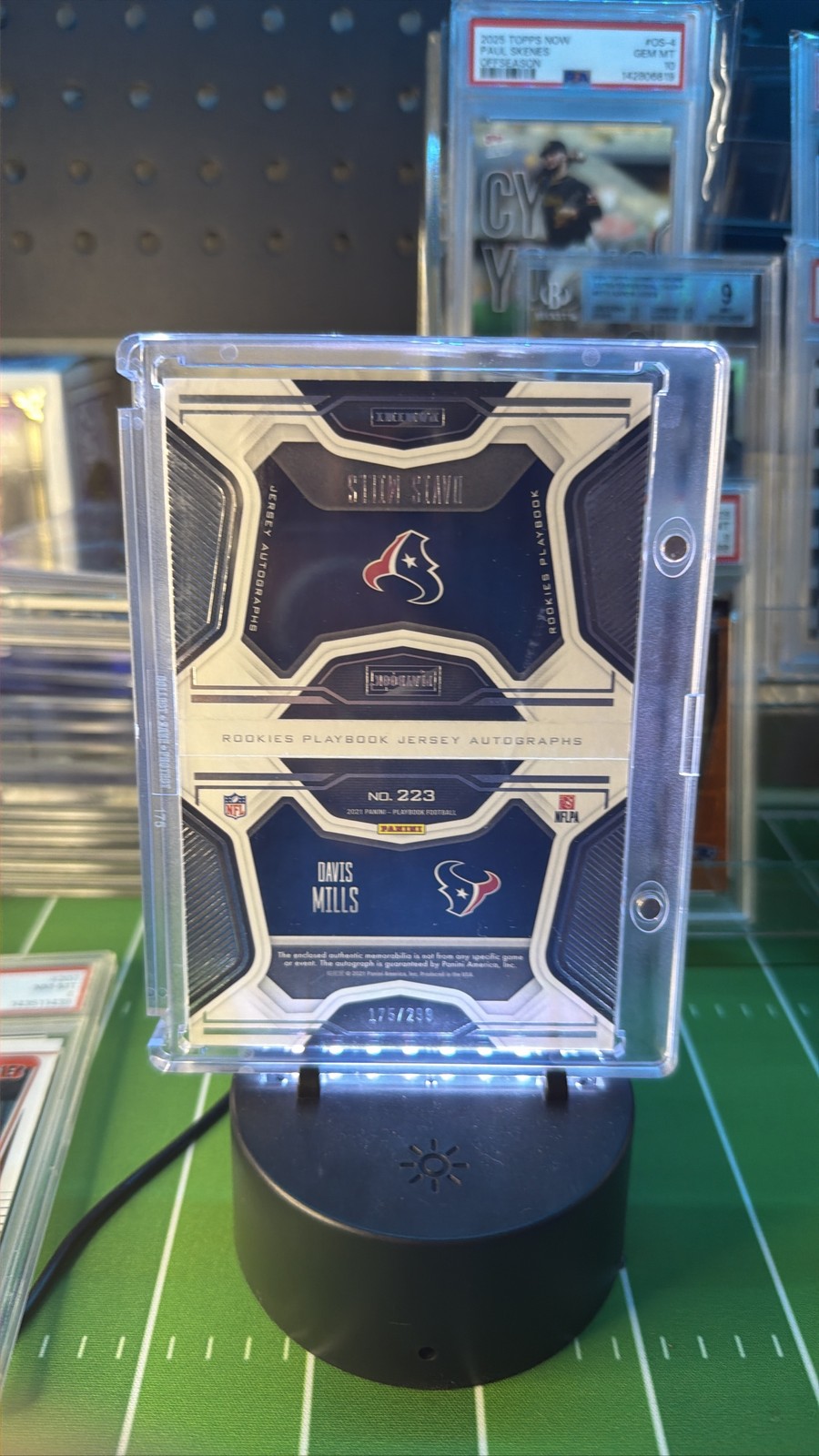 2021 Panini Playbook Davis Mills Rookie Patch Auto Booklet 299 view 2
