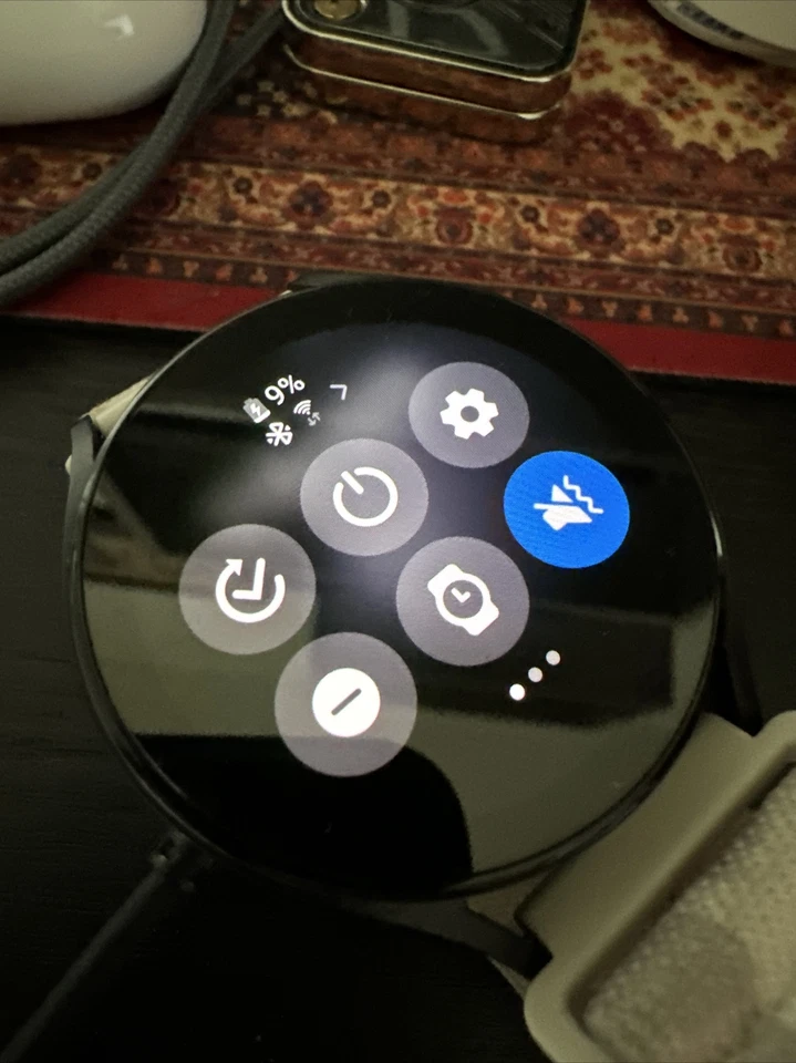 Samsung Galaxy Watch4, foto 2 di 2