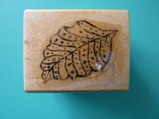 Single Small Leaf, Detailed Rubber Stamp
