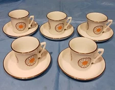Vintage Italian Porcelain IPA 5 Espresso Demitasse Cups & Saucers Daisy Flower