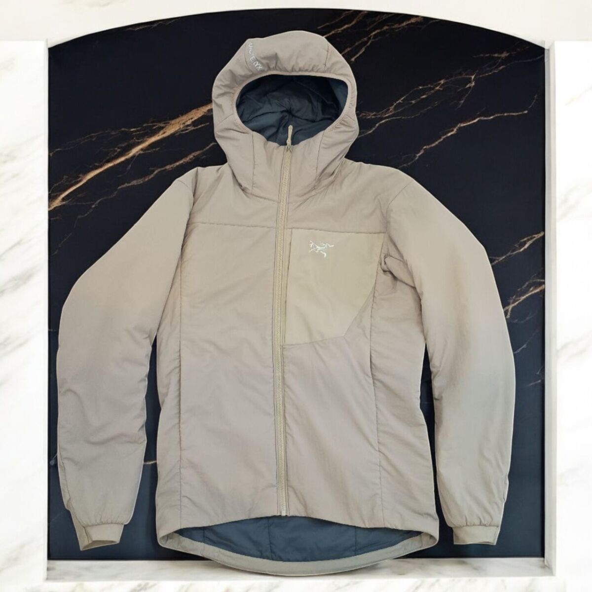 Arc'Teryx Proton Hoody Men's XS Smoke Bluff, Breathable Arc'Teryx Proton Hoody Men's XS Smoke Bluff, Breathable