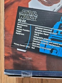 Lego Star Wars 10225 R2-D2 Collector NEW and Sealed.