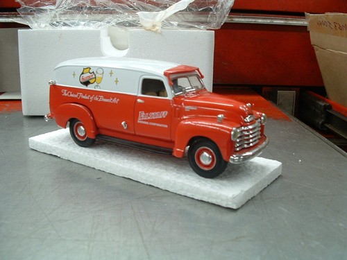 FALSTAFF BEER BREWING CORP.  1949 CHEVROLET DELIVERY PANEL VAN TRUCK FIRST GEAR - Picture 1 of 5