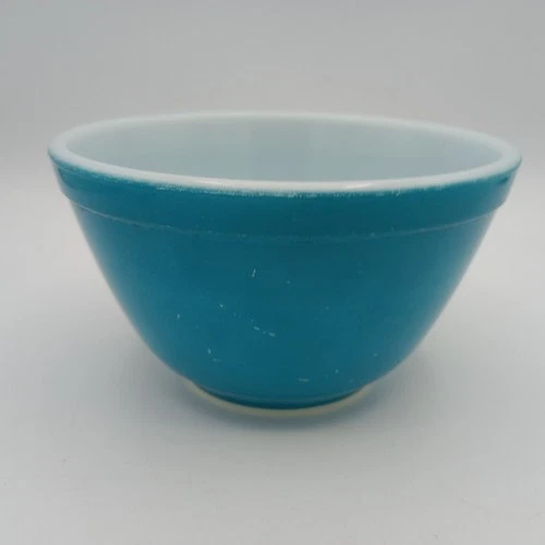 Vintage Pyrex 401 Primary Blue Mixing Bowl 1.5 Pint Please Read