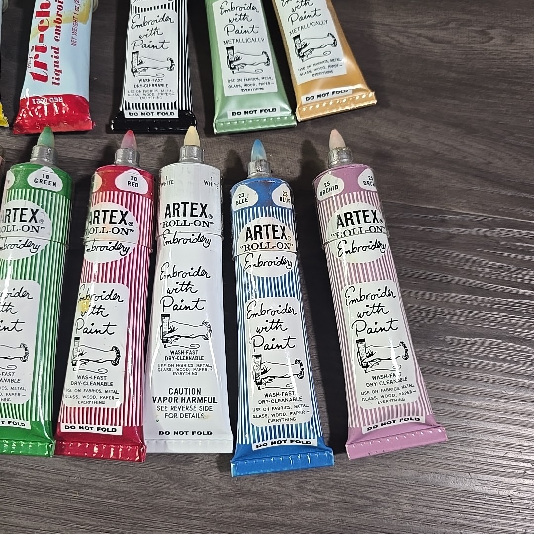 Lot Of TRI-CHEM And Artex Liquid Embroidery Paint Tubes Read 