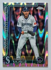 Andres Munoz 2025 Topps Chrome Update Series Ray Wave Refractor Mariners #USC108