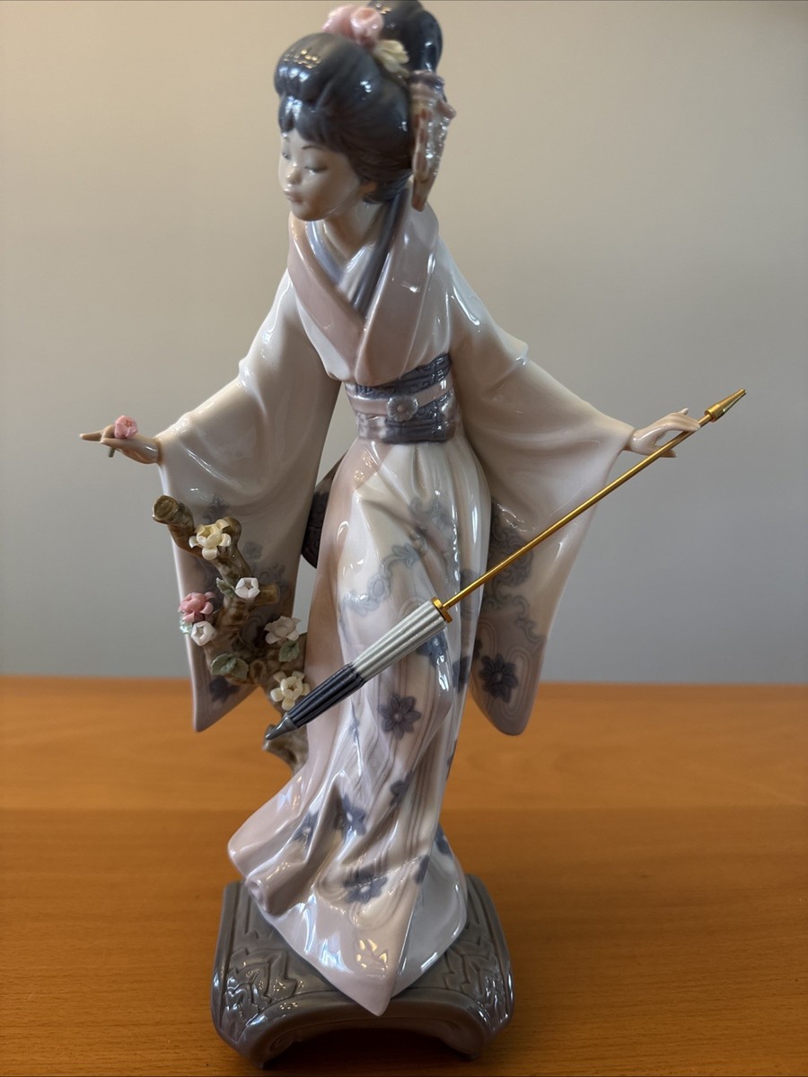 Lladro Japanese Geisha “Teruko” w/ Folded Parasol – Beautiful! | eBay