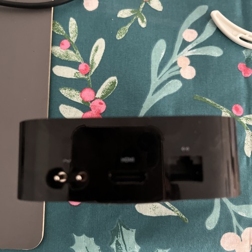 Apple TV 4K 1st Generation - Picture 3 of 3
