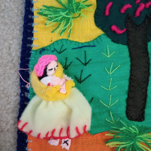Peruvian Arpillera 3D Applique Folk Art 19”x19” Cotton Wall Art/Tapestry - Picture 7 of 10