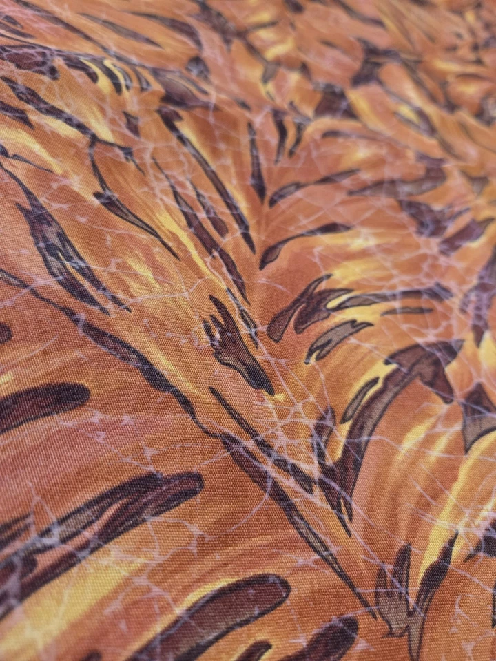 5码Robert Kaufman织物蜡染橙色蒙斯特拉叶Lunn & Mrowka棉 — 第 2/4 张图片
