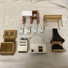 Vintage Dolls House Furniture - Various Items