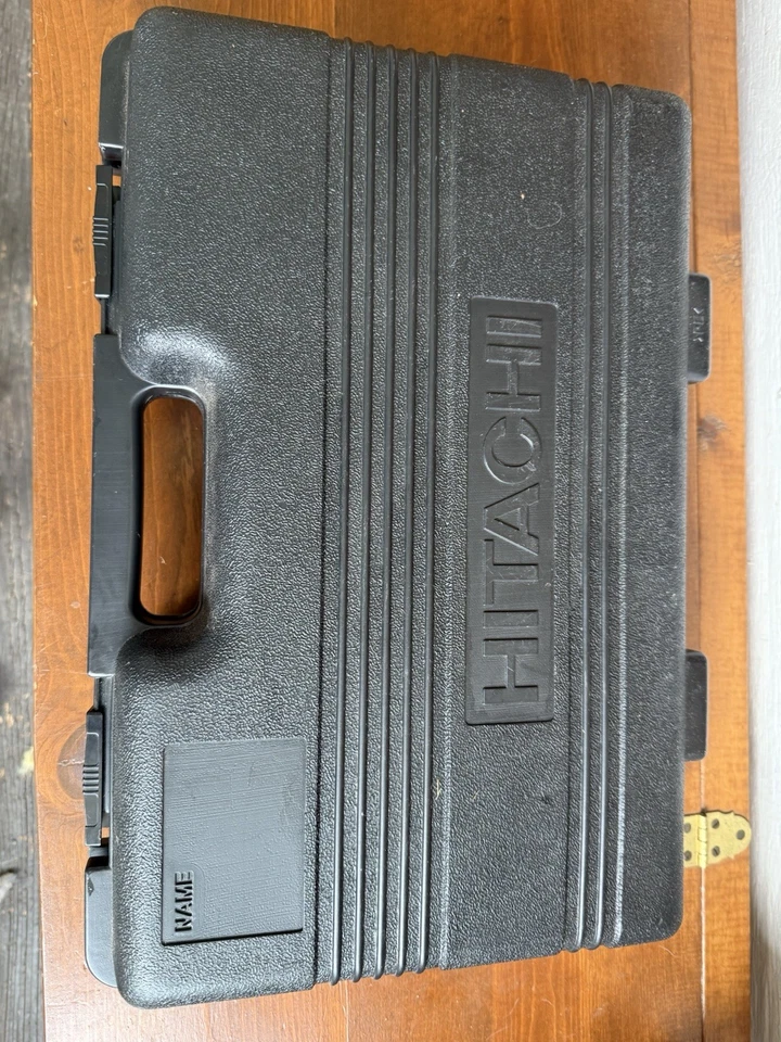 Беспроводная дрель Hitachi 12 В DS 12DVF3 2 аккумулятора, чехол и зарядное устройство *ЧИТАЙТЕ... - Изображение 3 из 4