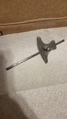  The L.S. STARRETT Co. No. 236 Combination Depth  & Angle Gage 6'' Rule 10 