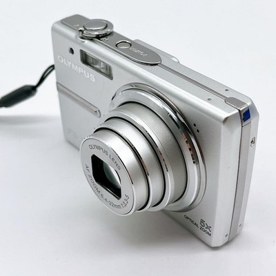 OLYMPUS FE-240 Silver Compact Digital Camera Tested Working Seller