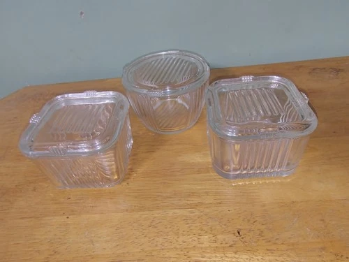 VTG Ribbed Federal Glass Refrigerator Dish w/ Lids Set Of 3 Square Circle