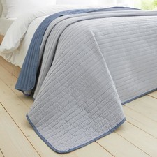 Catherine Lansfield Stripe Quilted Reversible 220x230cm Bedspread