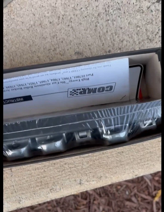 Engine Rocker Arm Comp Cams 17044-8 New old stock never taken out of box  - Image 4 of 4