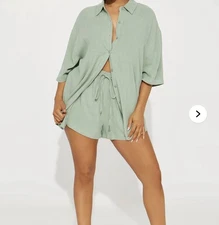 Fashion Nova NWT 1X 2pc Short Set Sage or Olive Green short Sleeve Elastic Waist