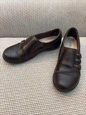 Women  s Clarks Collection Ashland Effie Brown Loafers, Size 7.5 EUC slip On