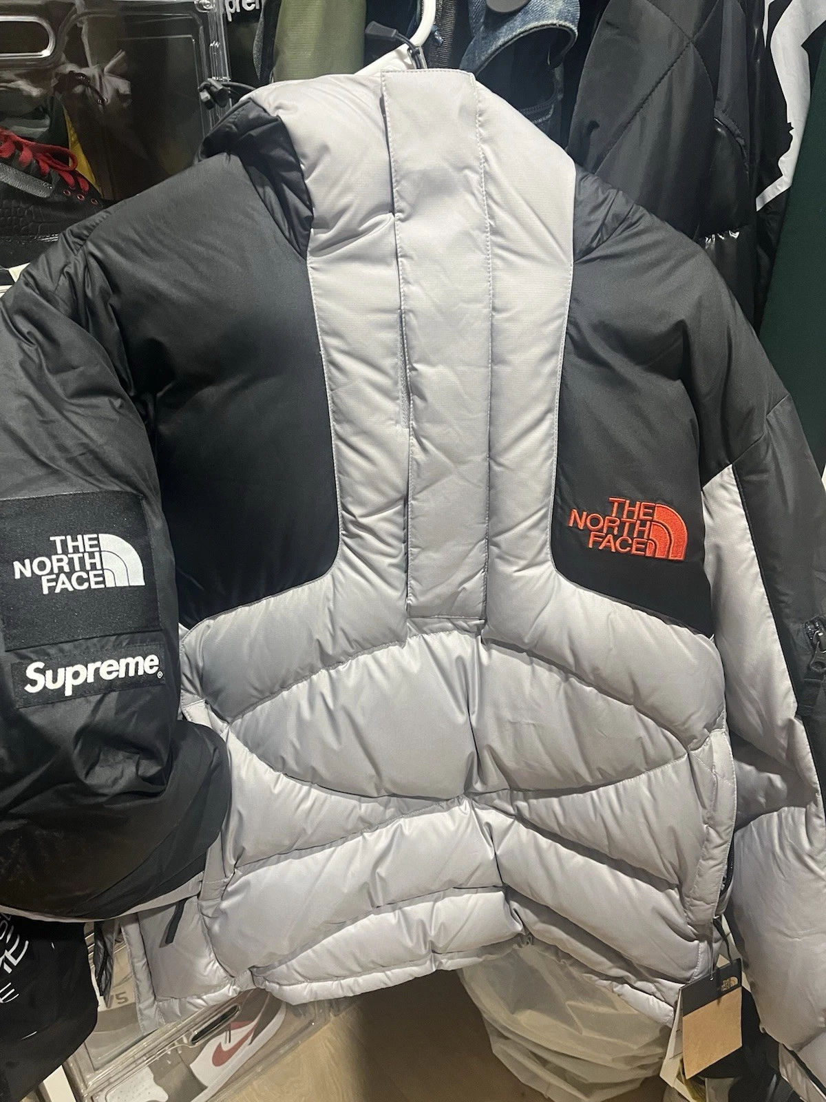 Pull à capuche demi zip Supreme / The North Face 800 Fill   Taille S