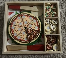 Melissa and Doug Pizza Party Set Wooden Toddler Play Kitchen Restaurant Toy