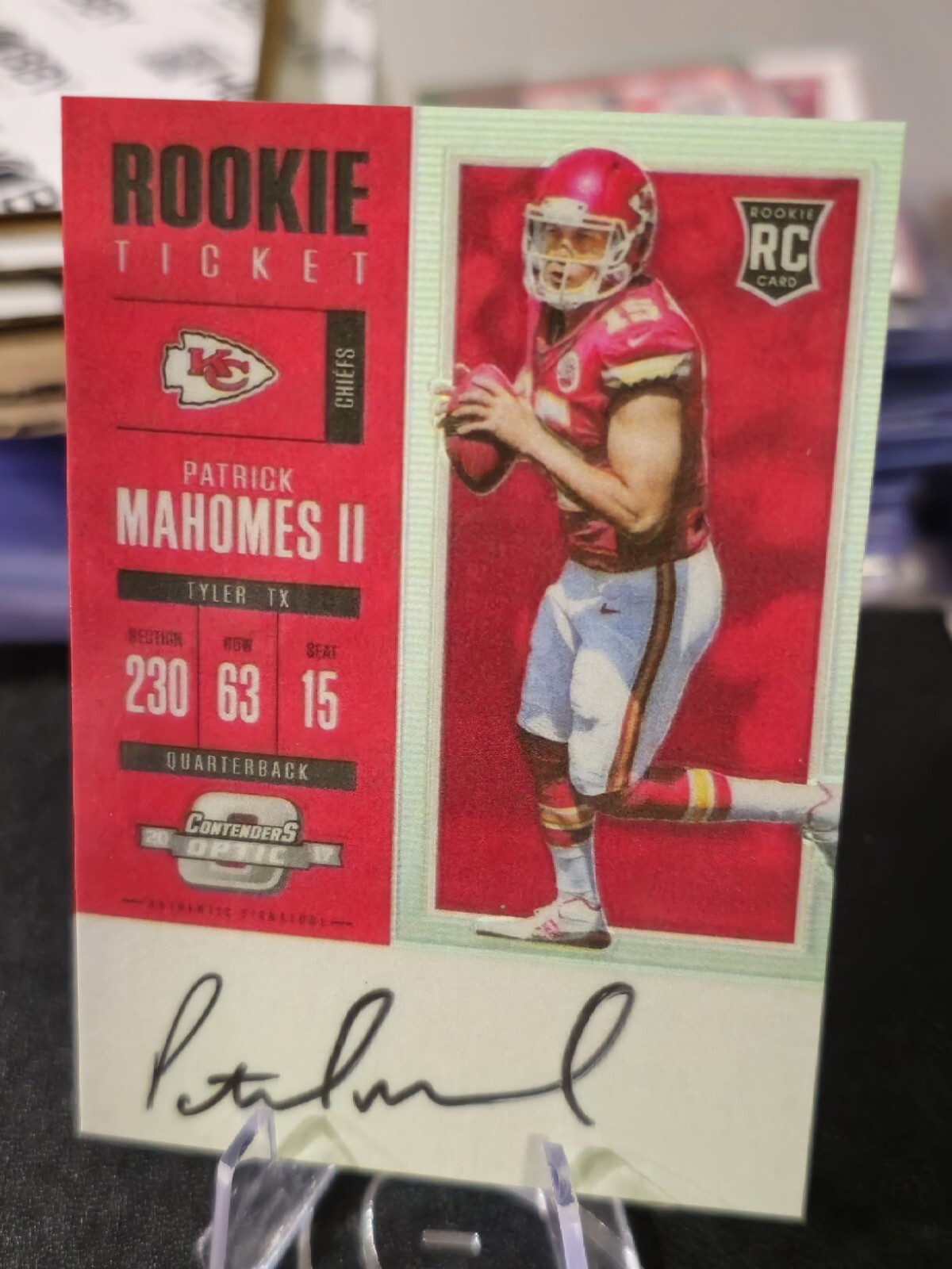 2017 Panini Contenders Optic #103 Patrick Mahomes II Auto Facsimile RC #62/75