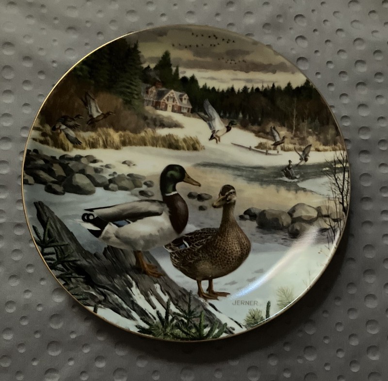"THE MALLARD" Vintage Collector Plate Living With Nature Jerner's Ducks 1986