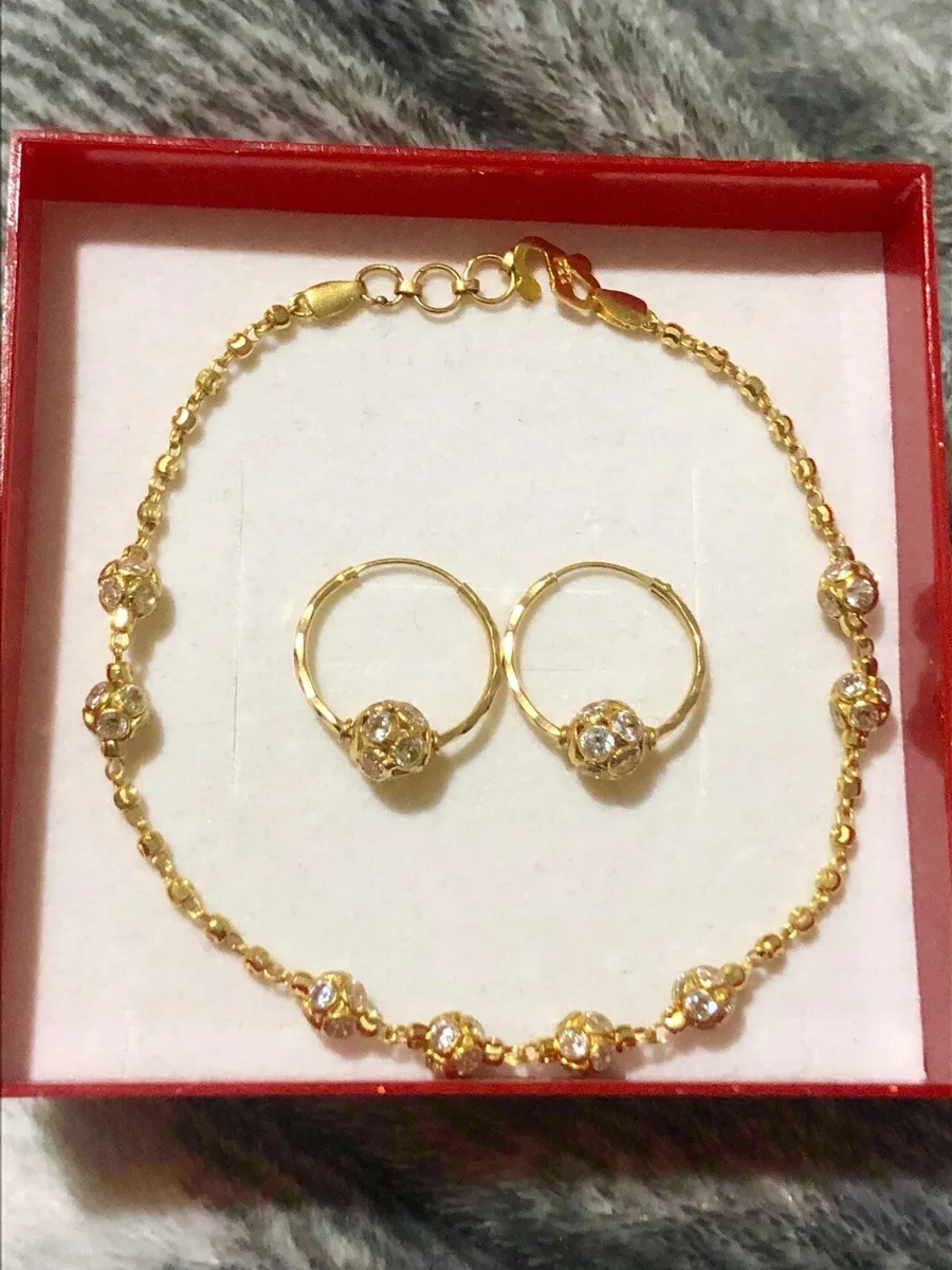 Brand new unworn unused 22 carat Indian yellow gold bracelet And Earrings Set