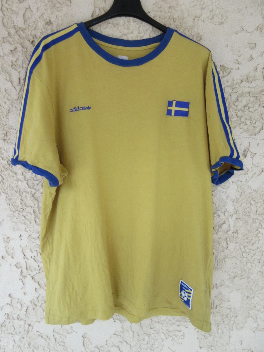 Maillot Domicile Suède 2002-2004, Adidas, Taille XL, Floqué #11 Larsson