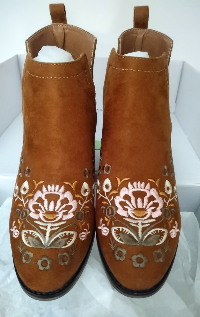 Women's Olivia Miller Embroidery Design Brown Ankle Boots Size New with 