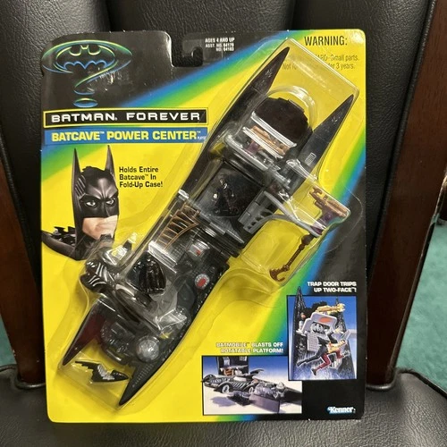 1995 Vintage Kenner Batman Forever BATCAVE POWER CENTER Playset Sealed