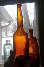 1860s BELLS COCKTAIL BITTERS JAS.BELL NEW YORK LIGHT AMBER LADY'S LEG BITTERS